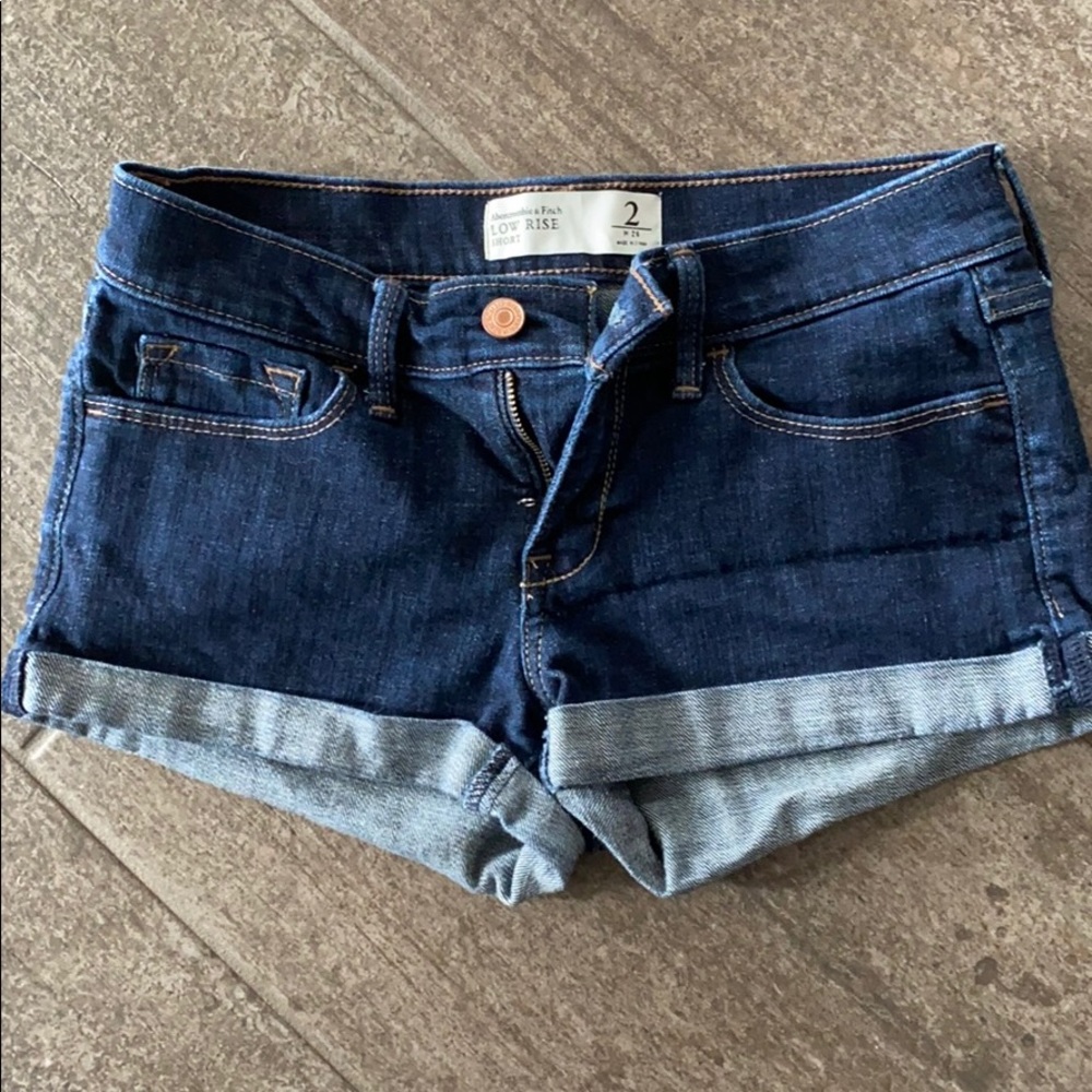 Abercrombie stretch low rise short